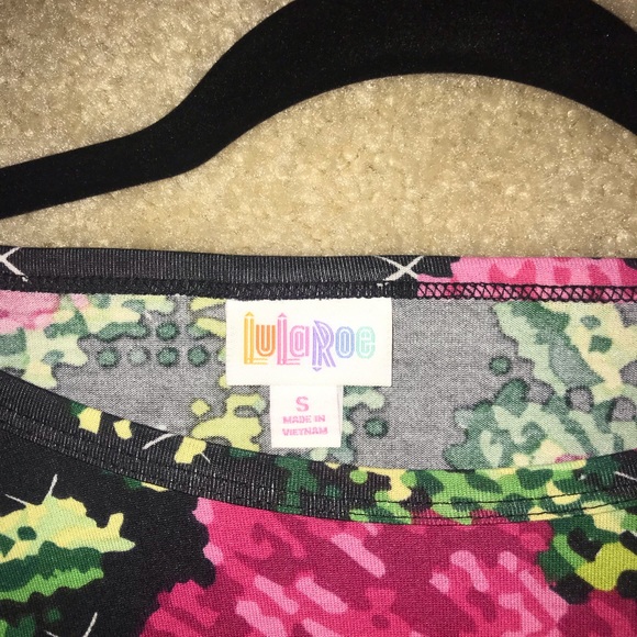 NWOT Lularoe Small Gigi - Picture 2 of 3